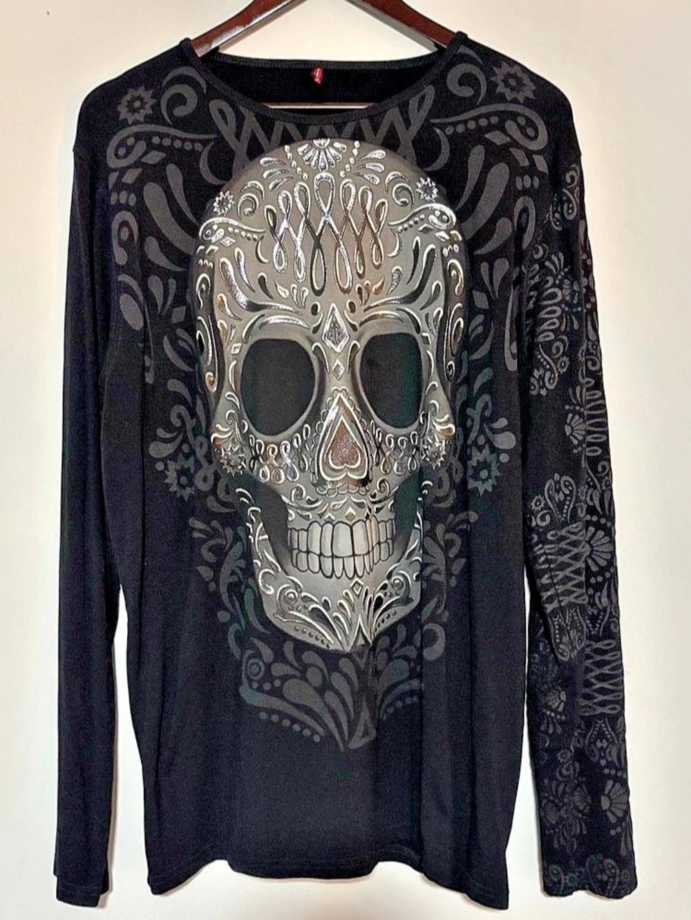 Desigual El Obscuro Long Sleeve Skull Tee in Black & Gray Size Medium NWT